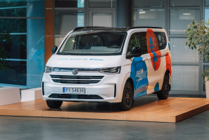 Volkswagen Samochody Dostawcze przekazała UNICEF Polska samochód Volkswagen Caravelle