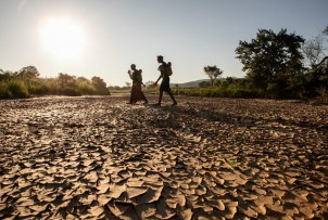 UNICEF Polska - Miliony dzieci na świecie cierpią z powodu braku wody