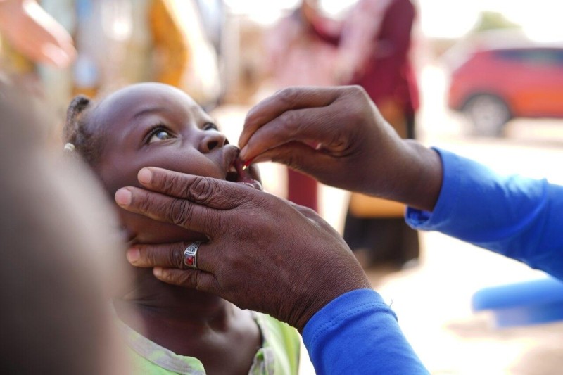 UNICEF Polska - 25 mln dzieci rocznie nie otrzymuje niezbędnych szczepień