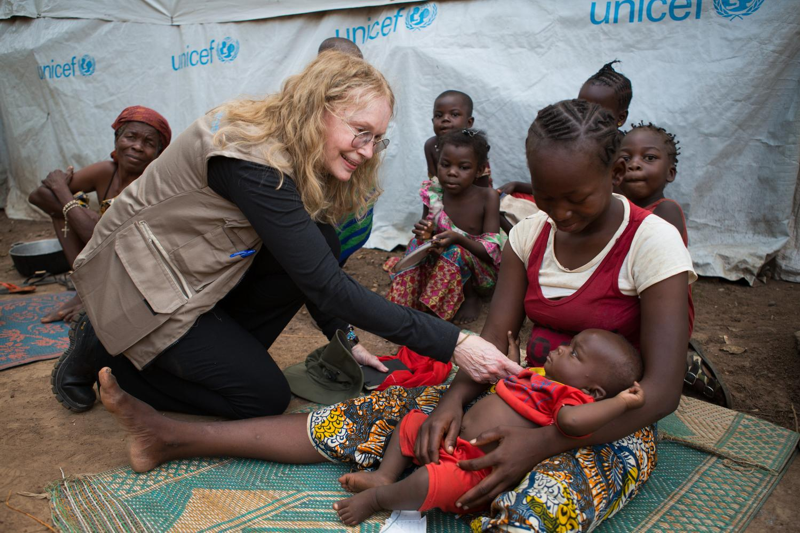 Mia Farrow - Ambasador Dobrej Woli UNICEF odwiedziła w lipcu Republikę Środkowoafrykańską_kw