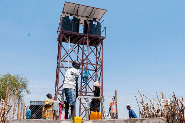 Sudan Południowy - zbiorniki zasilane energią słoneczną