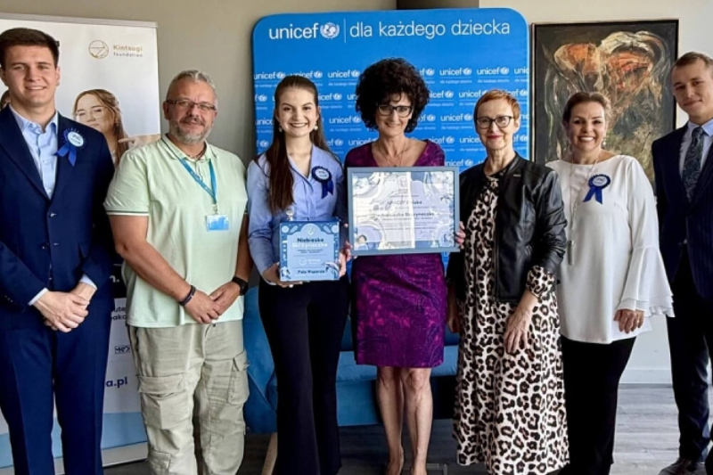 Niebieska Skrzyneczka Zdrowia Psychicznego.jpg