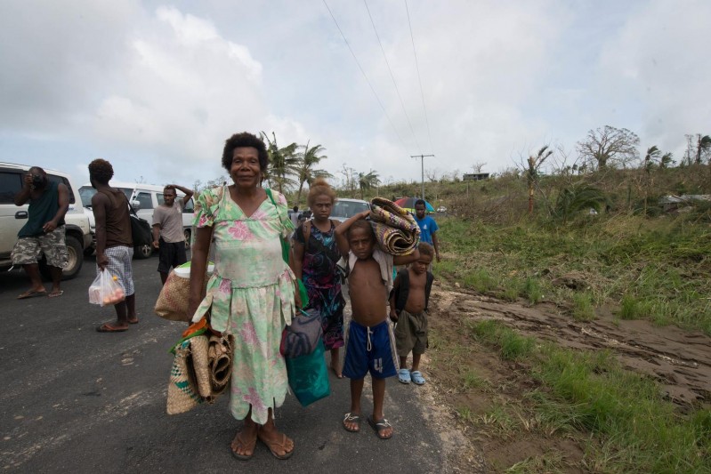 Niemal 60 000 dzieci w Vanuatu potrzebuje natychmiastowej pomocy po przejściu cyklonu Pam