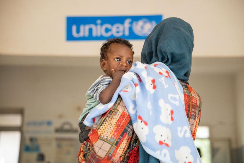 KOBIETA JE OSTATNIA DZIECIACZEK UNICEF