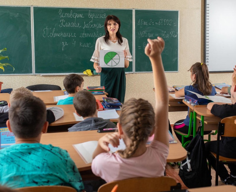 UNICEF Polska|Rusza infolinia dotycząca edukacji osób z Ukrainy w Polsce