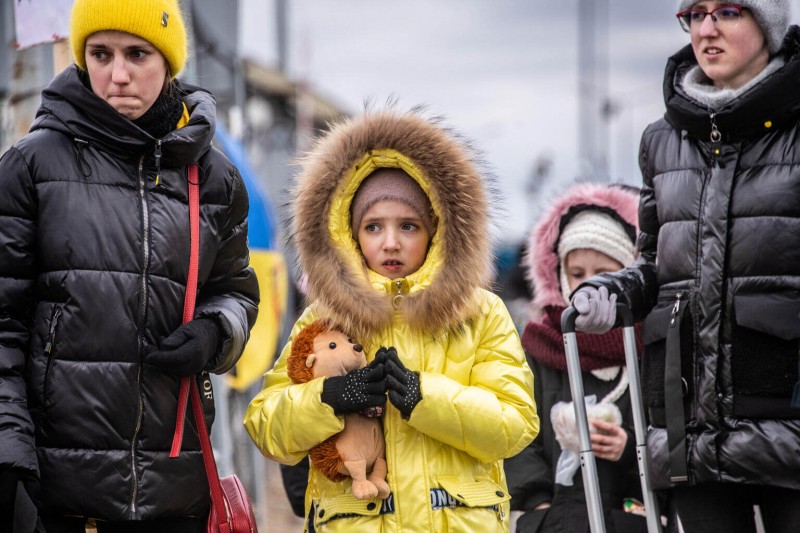 Po miesiącu od wybuchu wojny ponad połowa dzieci na Ukrainie została przesiedlona