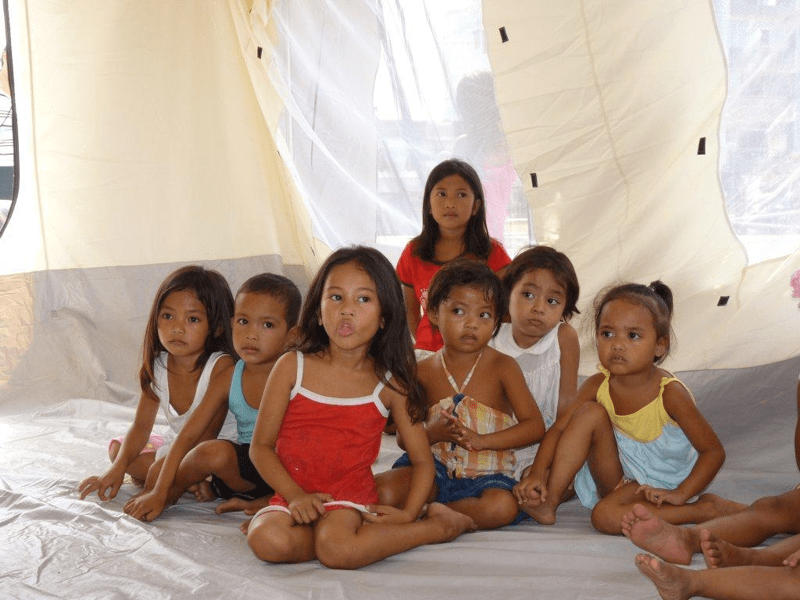 Tragedia dzieci na Filipinach