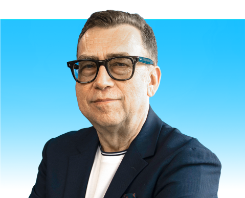 Dziennikarz Maciej Orłoś wspiera działania UNICEF.