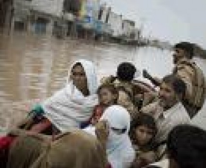 UNICEF niesie pomoc ofiarom powodzi w Pakistanie