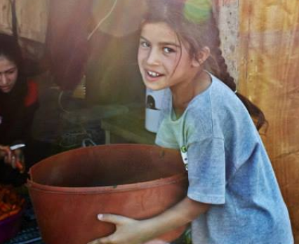 Aya – jedno z miliona syryjskich dzieci-uchodźców