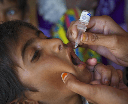 Musimy dotrzeć ze szczepieniami do każdego dziecka