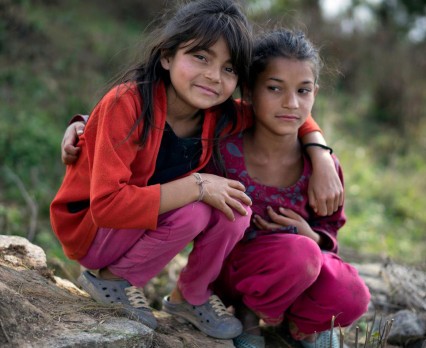 Trzęsienie ziemi w życiu bliźniaczek z Nepalu