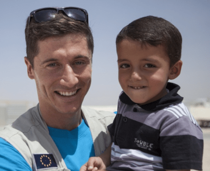 Robert Lewandowski użyczył swojego głosu dziecku z Syrii