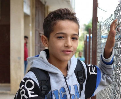 Od szewca do ucznia: powrót nastolatka z Aleppo do szkoły